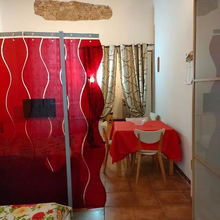Mini Appartamento Livorno Bagian luar foto