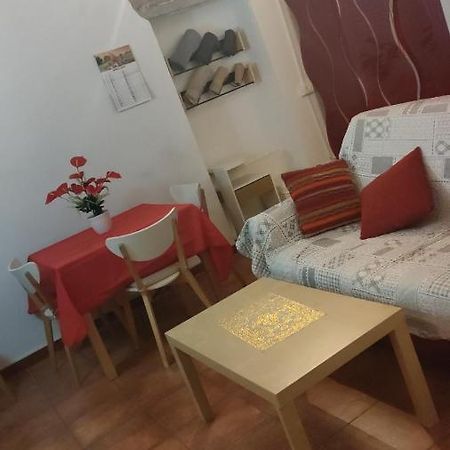 Mini Appartamento Livorno Bagian luar foto