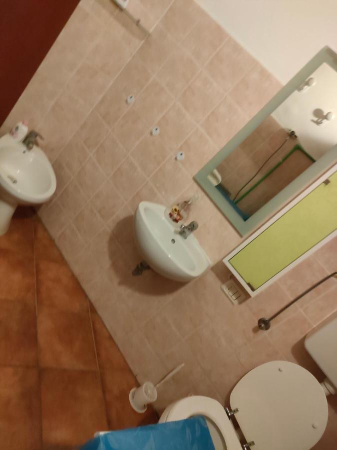 Mini Appartamento Livorno Bagian luar foto