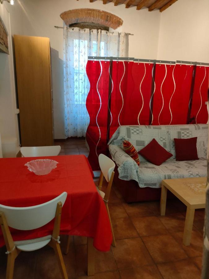 Mini Appartamento Livorno Bagian luar foto
