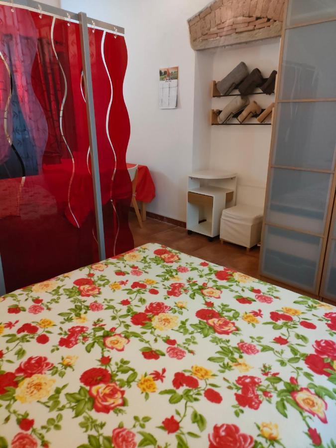 Mini Appartamento Livorno Bagian luar foto